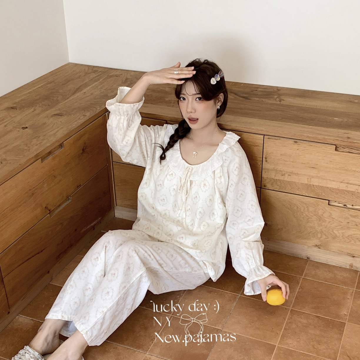 91家纺网 家纺一手货源 找家纺 纽约生活 2025新款系绳胸垫蕾丝套装 花环