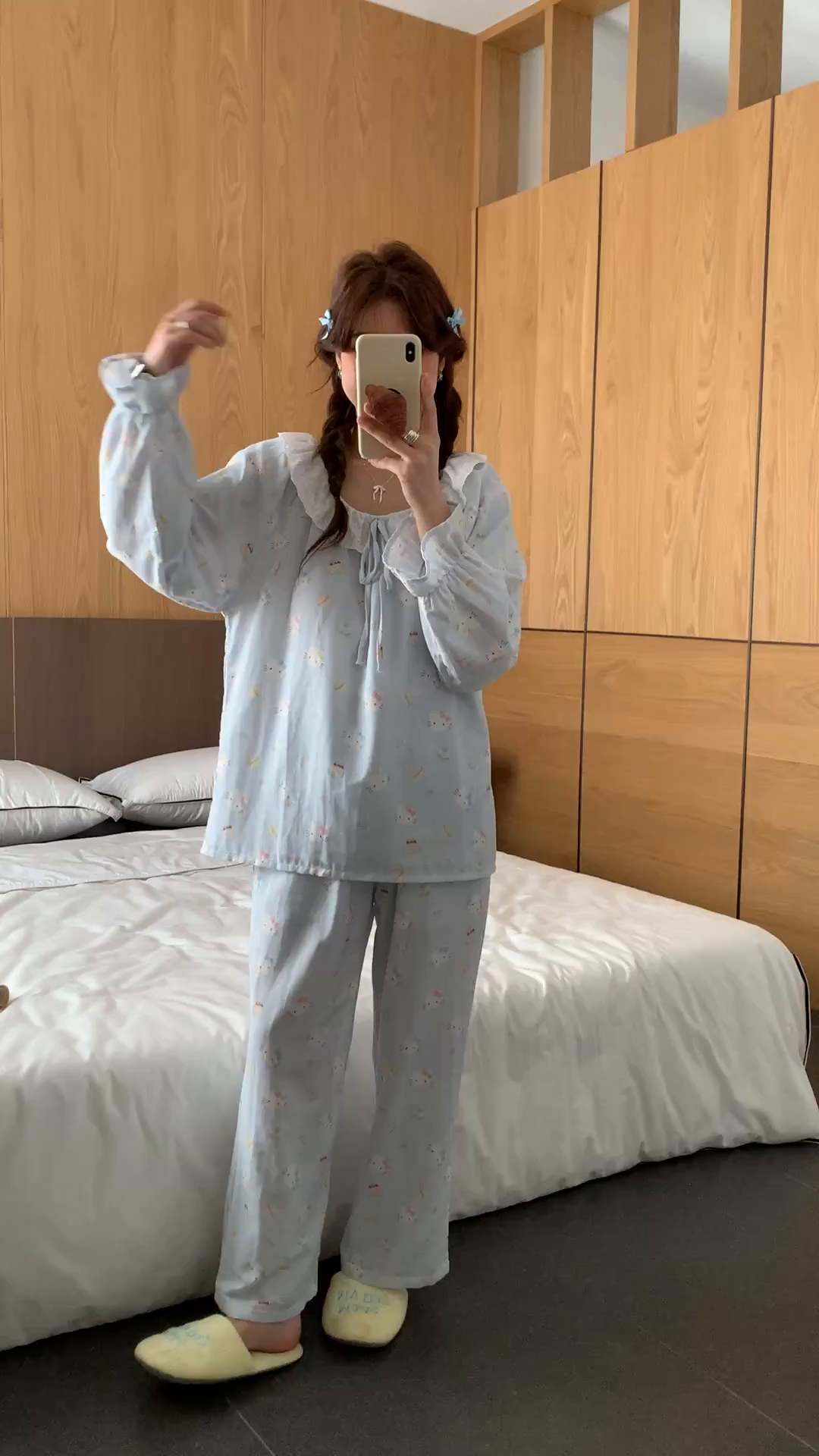 91家纺网 家纺一手货源 找家纺 纽约生活 2025新款系绳胸垫蕾丝套装 蓝爱心KT