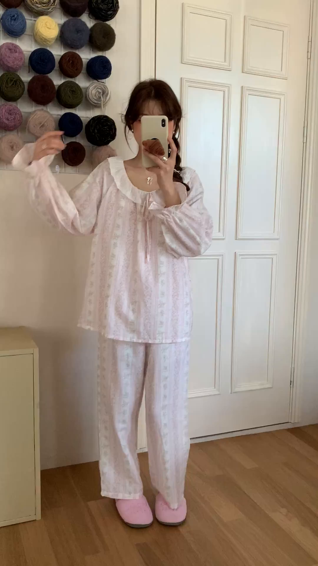 91家纺网 家纺一手货源 找家纺 纽约生活 2025新款系绳胸垫蕾丝套装 秘密花园