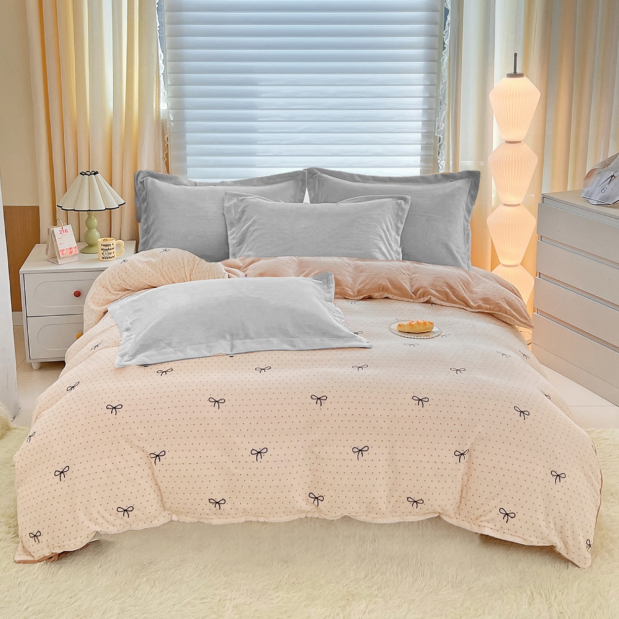 91家纺网 家纺一手货源 找家纺 锦罗绣 2025新款230克牛奶绒印花四件套 爱心结