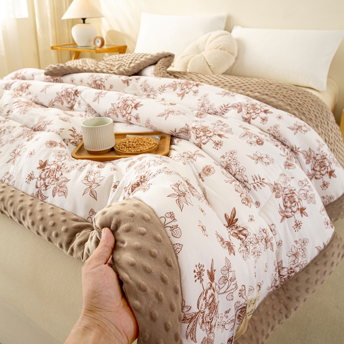 91家纺网 家纺一手货源 找家纺 美梦之都 2025新款A类水洗豆豆绒印花大豆被子被芯 繁花似锦