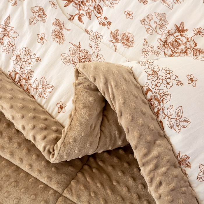 91家纺网 家纺一手货源 找家纺 美梦之都 2025新款A类水洗豆豆绒印花大豆被子被芯 繁花似锦