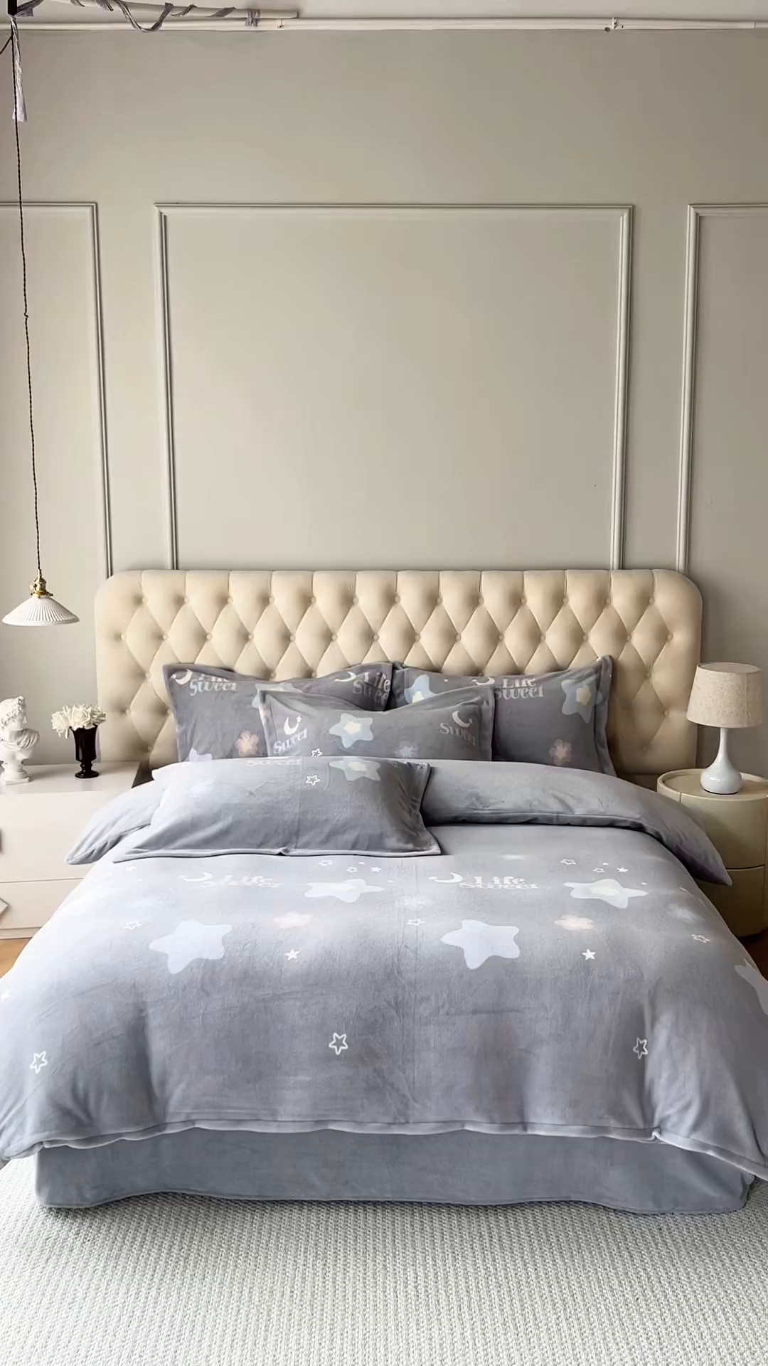 91家纺网 家纺一手货源 找家纺 锦罗绣 2025新款230克牛奶绒印花四件套 时光