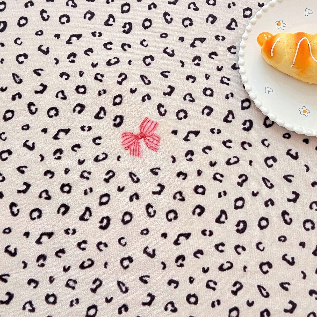 91家纺网 家纺一手货源 找家纺 锦罗绣 2025新款230克牛奶绒印花四件套 樱结绮梦