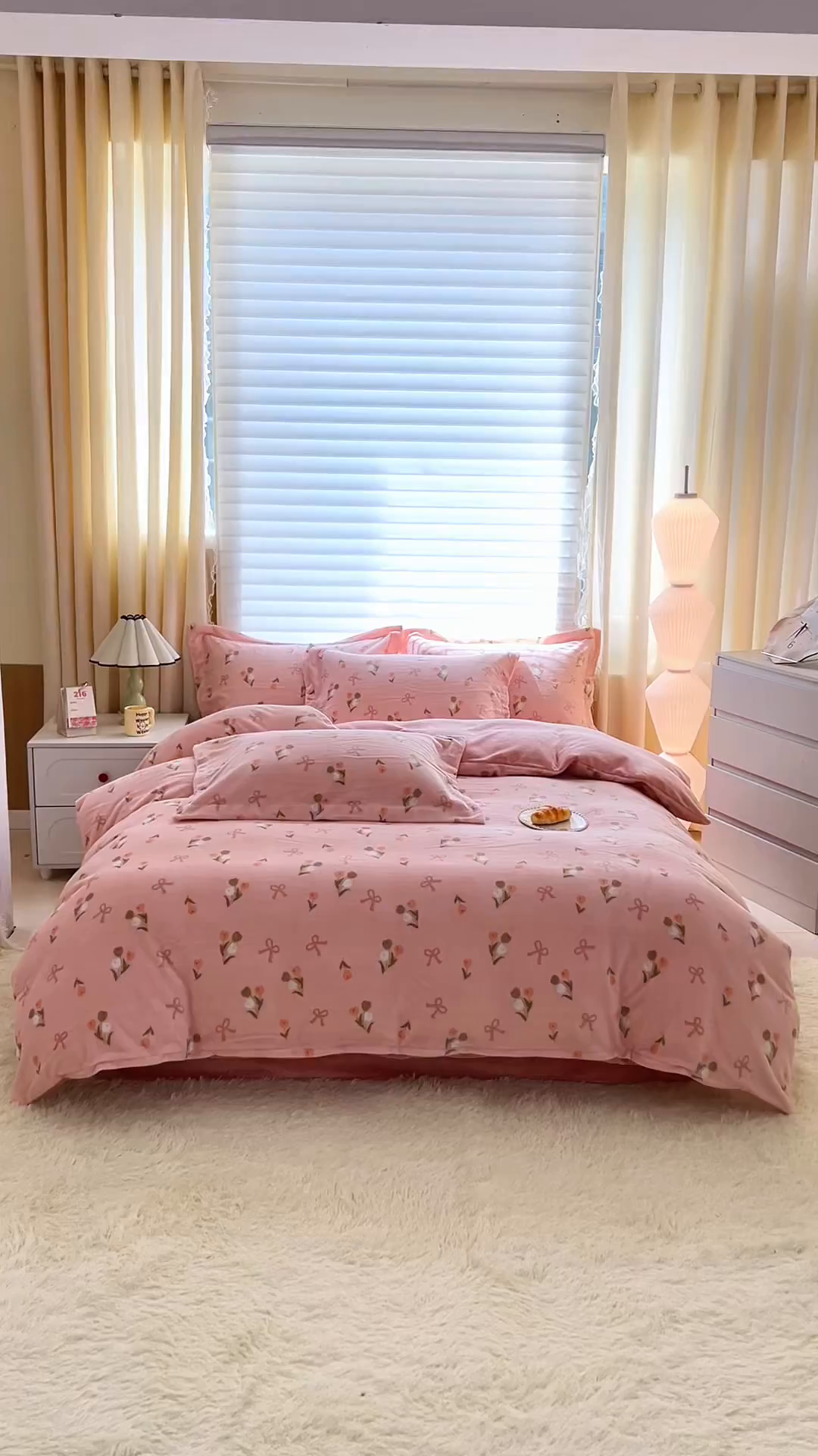 91家纺网 家纺一手货源 找家纺 锦罗绣 2025新款230克牛奶绒印花四件套 郁金香