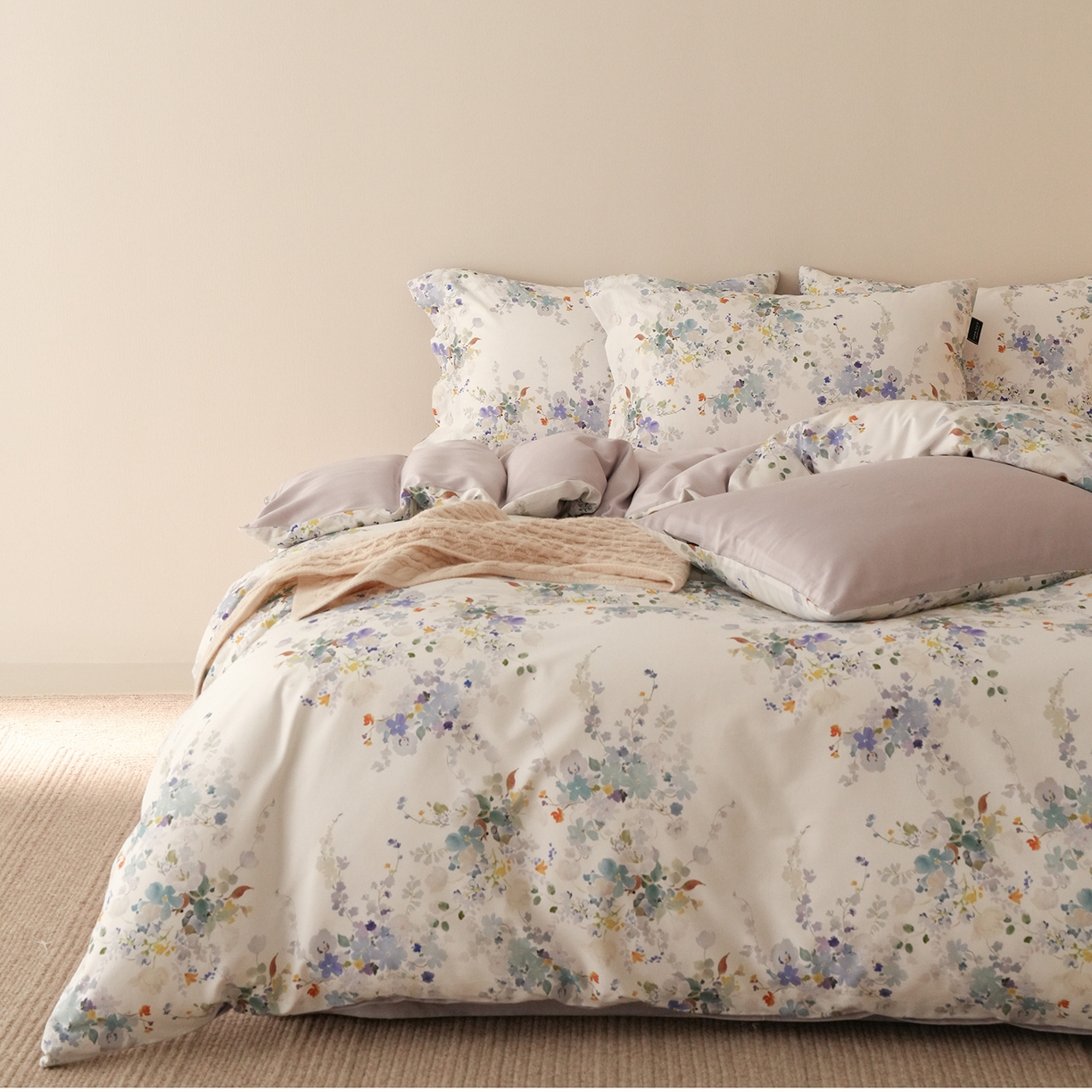 91家纺网 家纺一手货源 找家纺 三味舒屋 2025新款黄金棉磨毛数码印花四件套 磨毛漫野