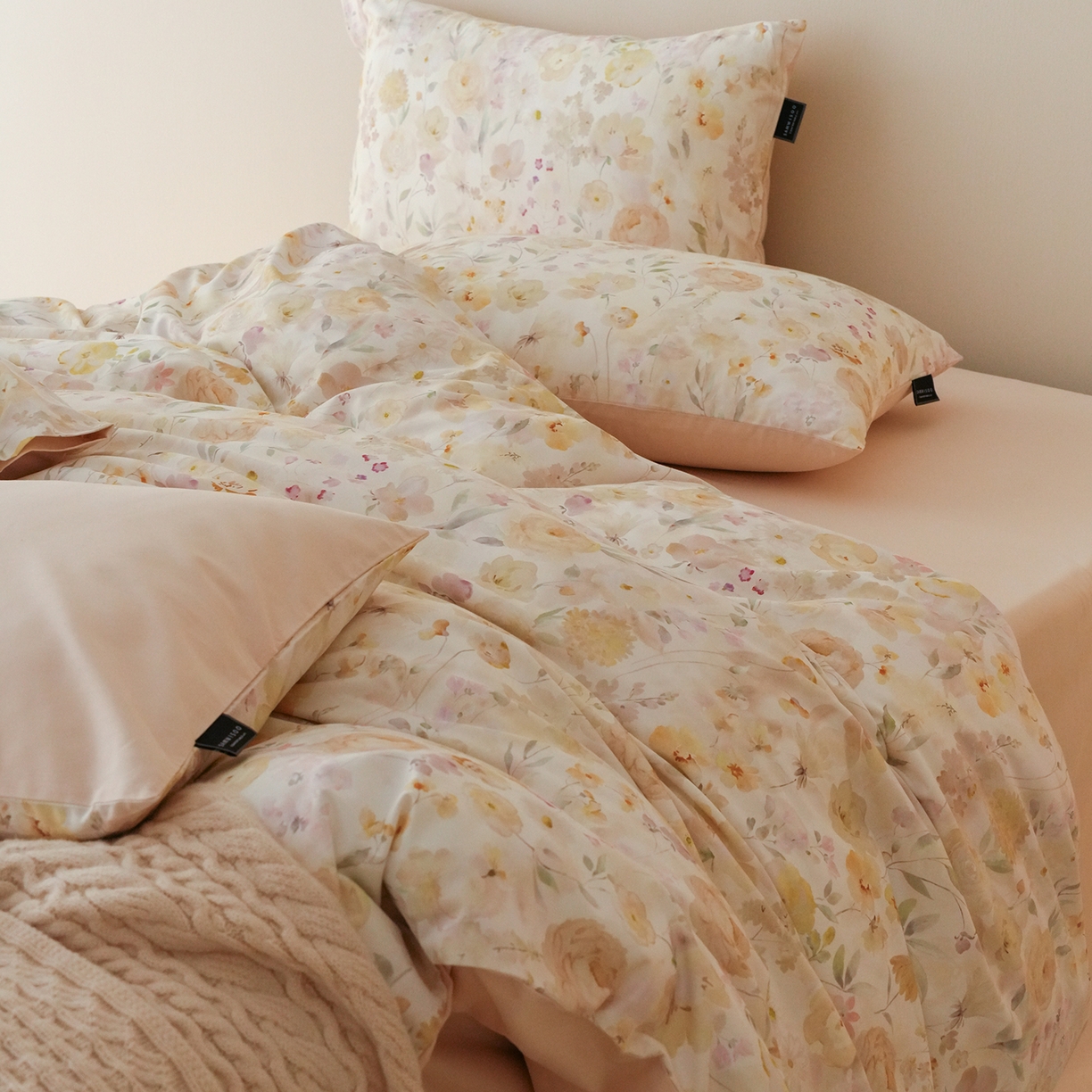 91家纺网 家纺一手货源 找家纺 三味舒屋 2025新款黄金棉磨毛数码印花四件套 磨毛悦夏