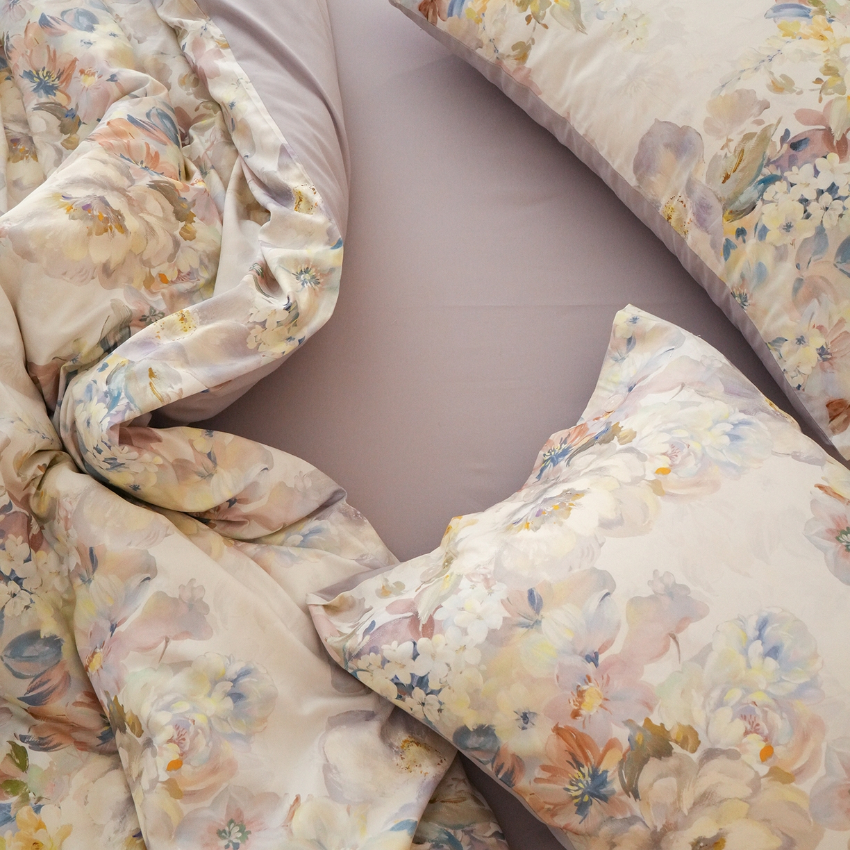 91家纺网 家纺一手货源 找家纺 三味舒屋 2025新款黄金棉磨毛数码印花四件套 磨毛紫霞