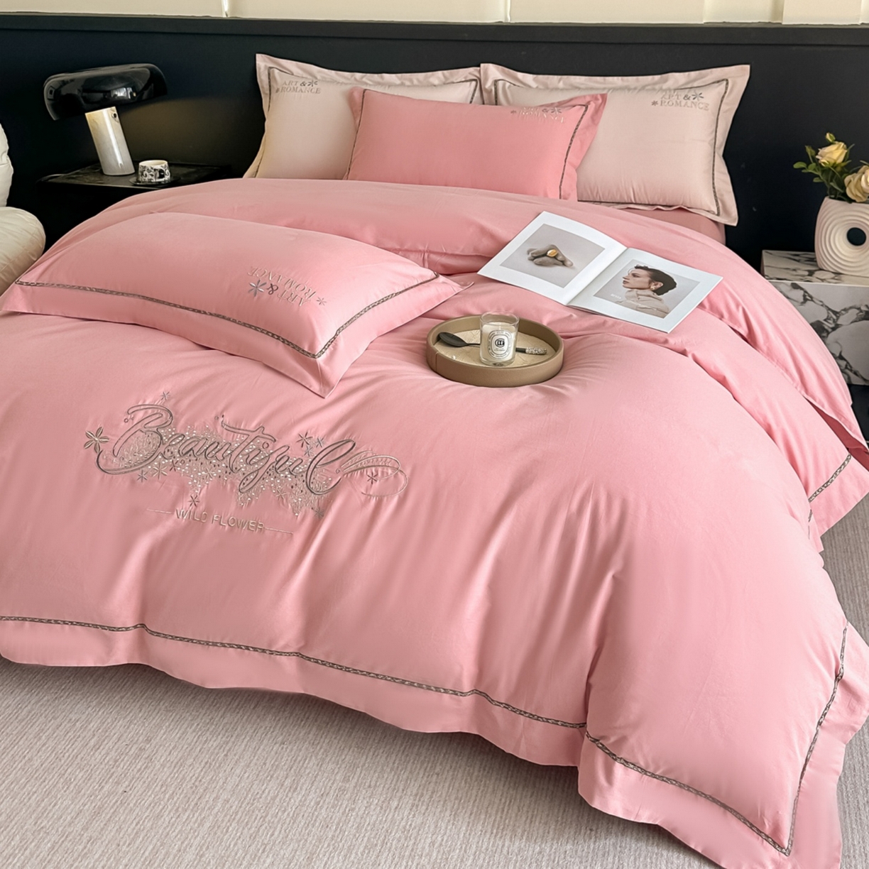 91家纺网 家纺一手货源 找家纺 （总）博之洋婚庆 2025新款全棉纯棉长绒棉贡缎磨毛刺绣四件套不掉毛【高端礼盒】绽放系列