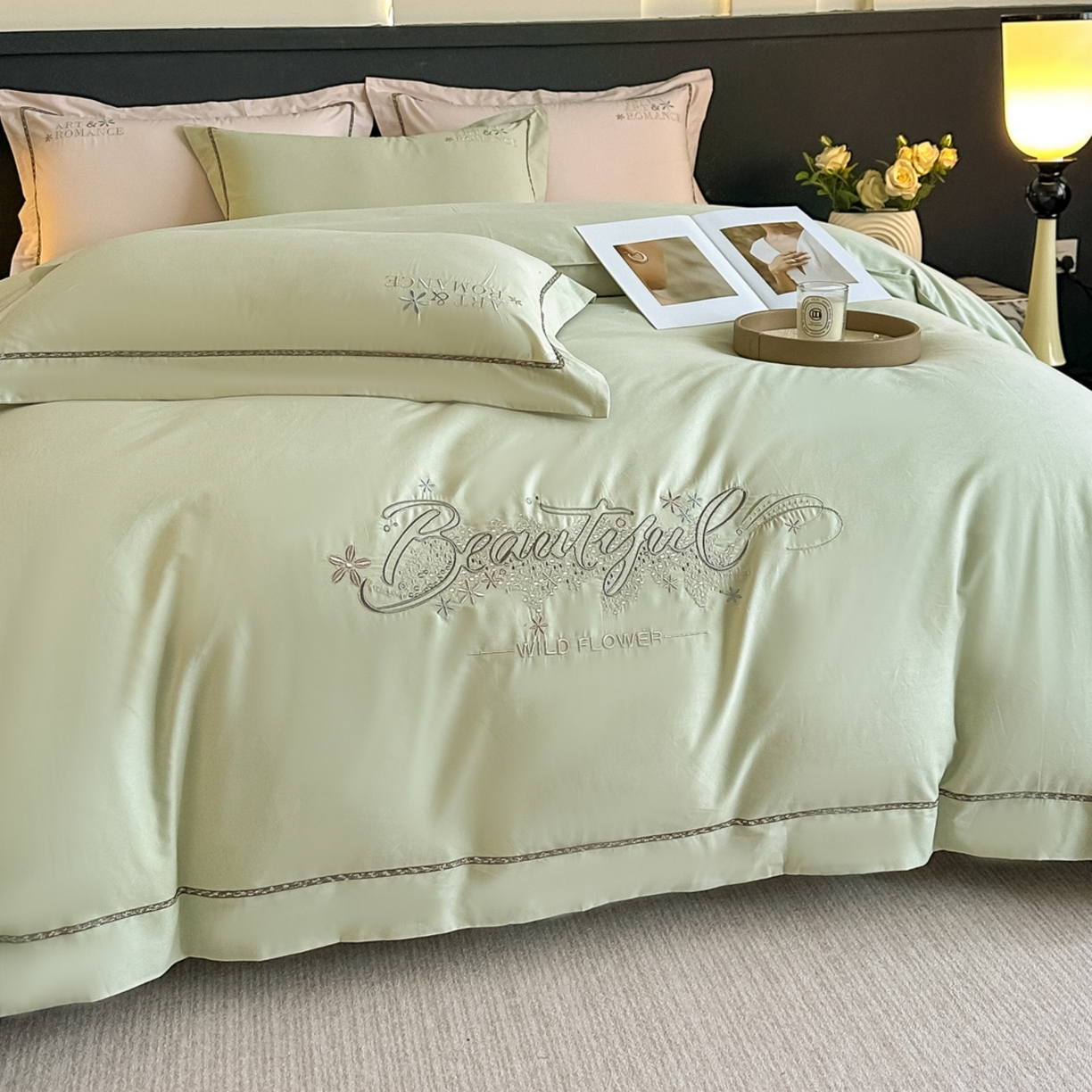 91家纺网 家纺一手货源 找家纺 博之洋婚庆 2025新款全棉纯棉长绒棉贡缎磨毛刺绣四件套不掉毛【高端礼盒】绽放系列 古驰绿