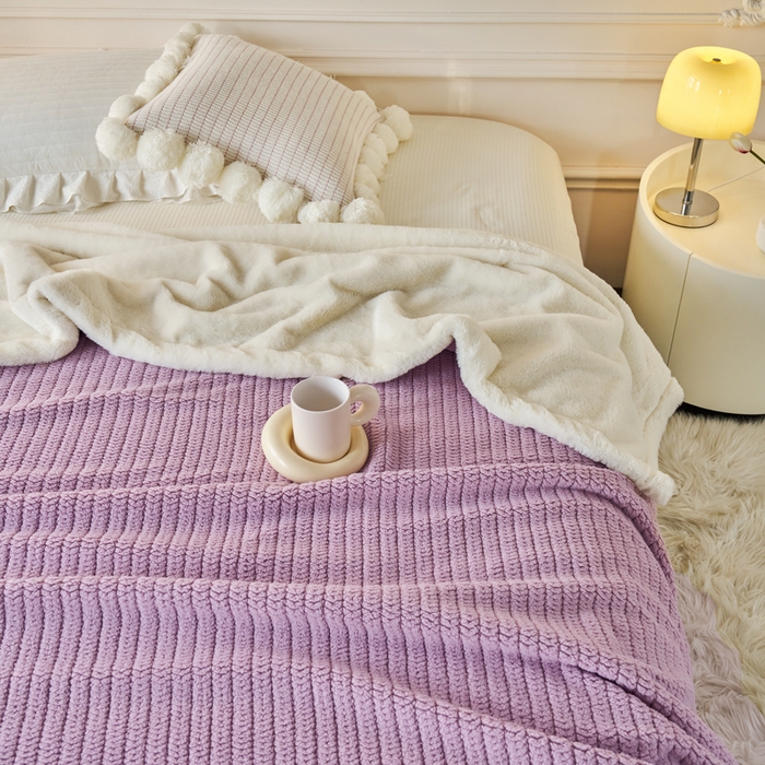 91家纺网 家纺一手货源 找家纺 畅畅家纺 2025新款A面编织绒B面兔毛绒纯色春秋冬毛毯盖毯 芋泥紫