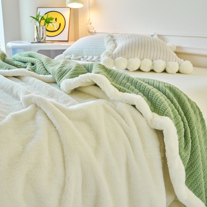 91家纺网 家纺一手货源 找家纺 畅畅家纺 2025新款A面编织绒B面兔毛绒纯色春秋冬毛毯盖毯 抹茶绿