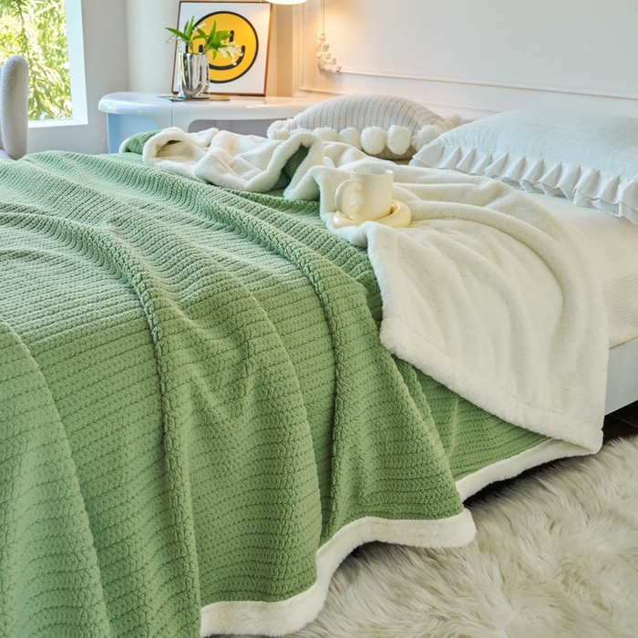 91家纺网 家纺一手货源 找家纺 畅畅家纺 2025新款A面编织绒B面兔毛绒纯色春秋冬毛毯盖毯 抹茶绿