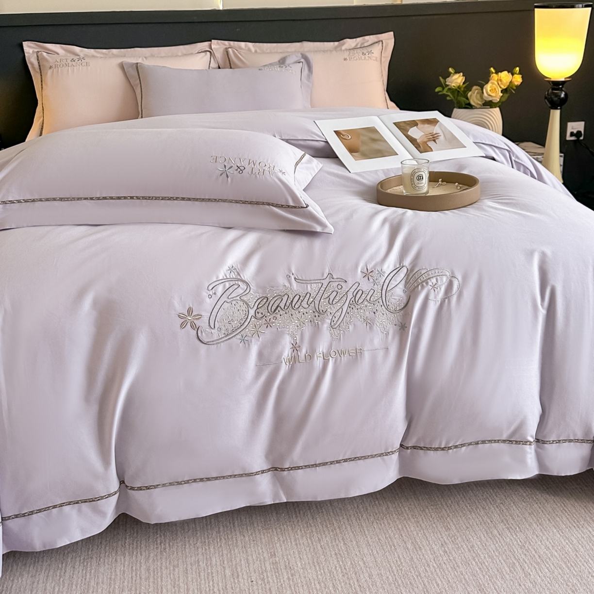 91家纺网 家纺一手货源 找家纺 博之洋婚庆 2025新款全棉纯棉长绒棉贡缎磨毛刺绣四件套不掉毛【高端礼盒】绽放系列 梧桐灰