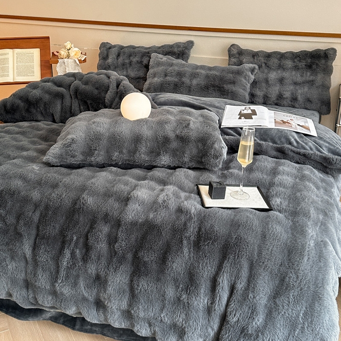 91家纺网 家纺一手货源 找家纺 畅畅家纺 2025新款纯色七彩兔兔绒兔毛绒牛奶绒四件套 暖心灰