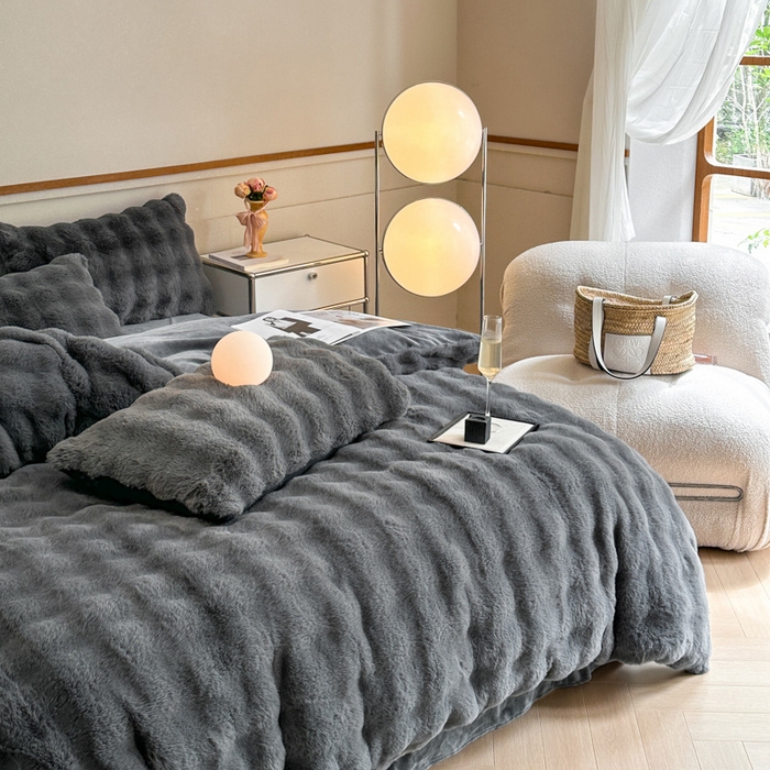 91家纺网 家纺一手货源 找家纺 畅畅家纺 2025新款纯色七彩兔兔绒兔毛绒牛奶绒四件套 暖心灰