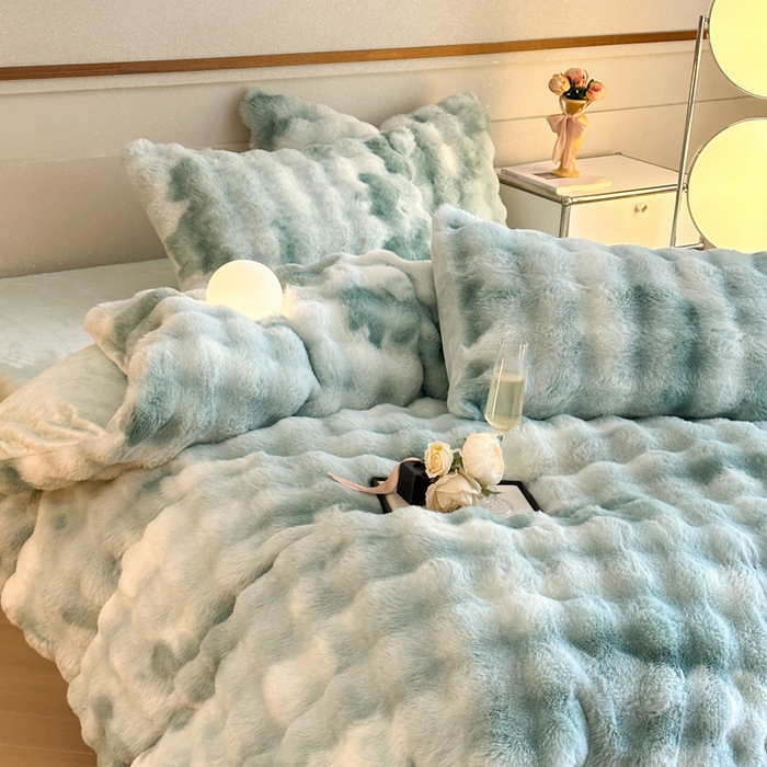 91家纺网 家纺一手货源 找家纺 畅畅家纺 2025新款纯色七彩兔兔绒兔毛绒牛奶绒四件套 七彩-绿