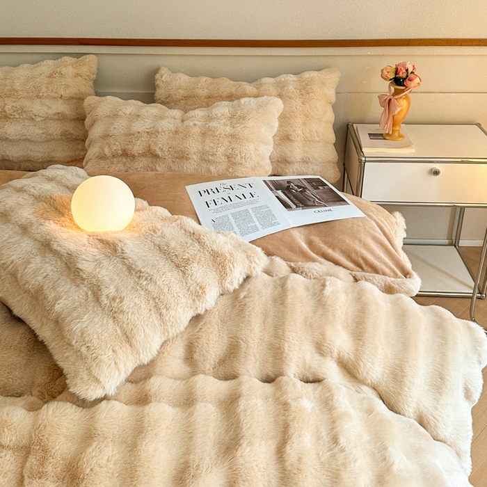 91家纺网 家纺一手货源 找家纺 畅畅家纺 2025新款纯色七彩兔兔绒兔毛绒牛奶绒四件套 卡其