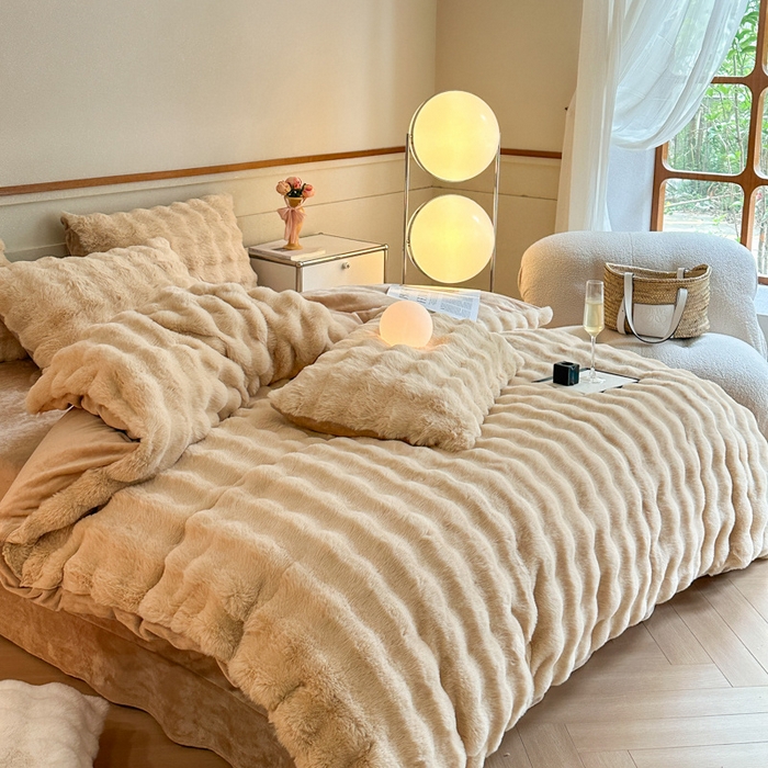 91家纺网 家纺一手货源 找家纺 畅畅家纺 2025新款纯色七彩兔兔绒兔毛绒牛奶绒四件套 卡其