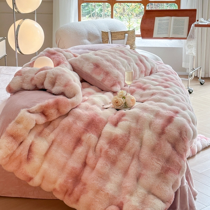 91家纺网 家纺一手货源 找家纺 畅畅家纺 2025新款纯色七彩兔兔绒兔毛绒牛奶绒四件套 七彩-粉