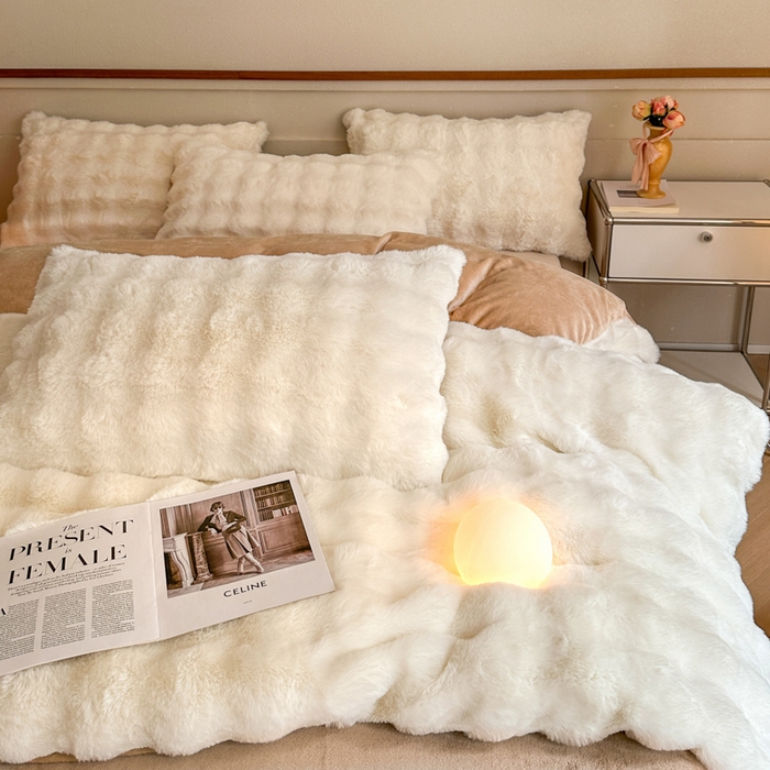 91家纺网 家纺一手货源 找家纺 畅畅家纺 2025新款纯色七彩兔兔绒兔毛绒牛奶绒四件套 奶白+咖