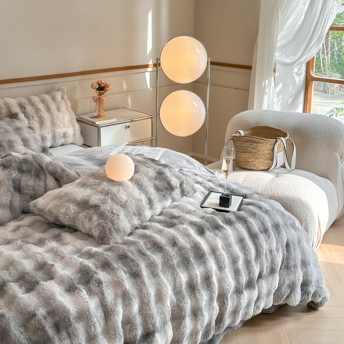 91家纺网 家纺一手货源 找家纺 畅畅家纺 2025新款纯色七彩兔兔绒兔毛绒牛奶绒四件套 七彩-灰