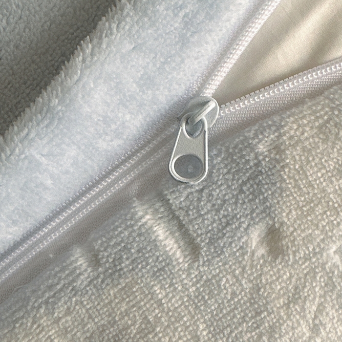 91家纺网 家纺一手货源 找家纺 索飞特家纺 2025新款秋冬法式牛奶绒皱皱边雕花四件套 夏花之梦-兰