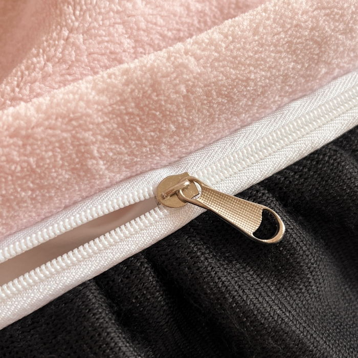 91家纺网 家纺一手货源 找家纺 （总）索飞特家纺 2025新款秋冬赫本风牛奶绒彩印黑边四件套