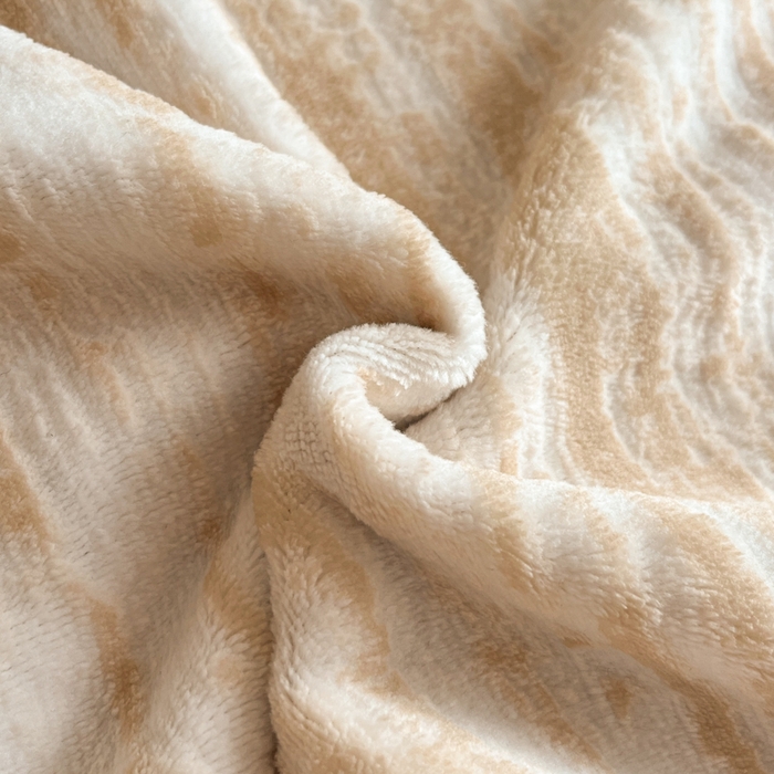 91家纺网 家纺一手货源 找家纺 索飞特家纺 2025新款秋冬赫本风牛奶绒彩印黑边四件套 玉蝴蝶-卡其