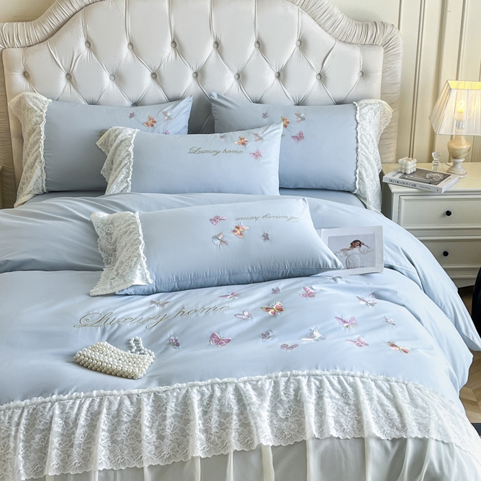 91家纺网 家纺一手货源 找家纺 索飞特家纺 2025新款全棉蕾丝双层边刺绣四件套（蝶雅） 蝶雅-蓝
