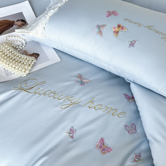 91家纺网 家纺一手货源 找家纺 索飞特家纺 2025新款全棉蕾丝双层边刺绣四件套（蝶雅） 蝶雅-蓝