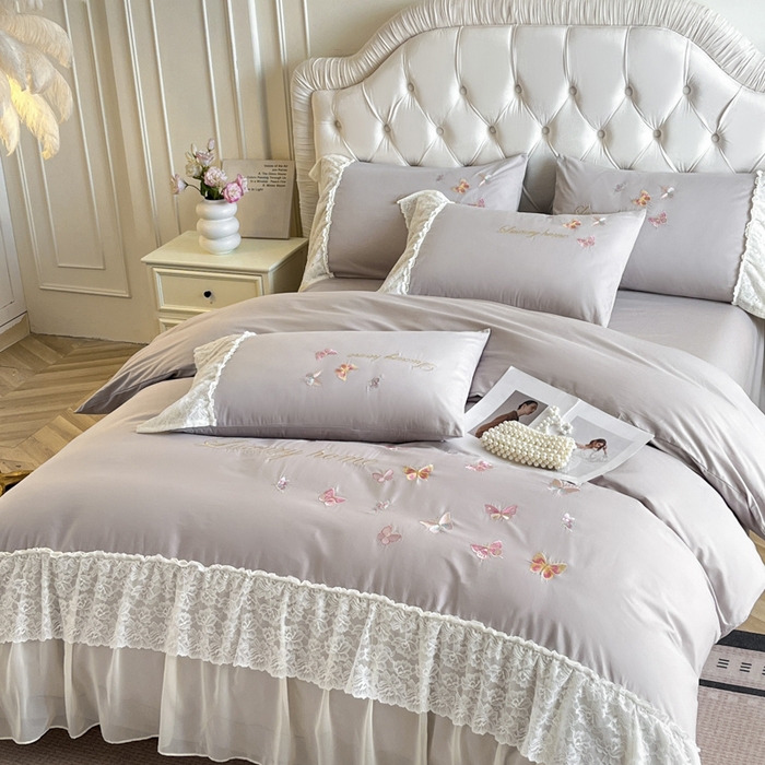 91家纺网 家纺一手货源 找家纺 索飞特家纺 2025新款全棉蕾丝双层边刺绣四件套（蝶雅） 蝶雅-紫灰