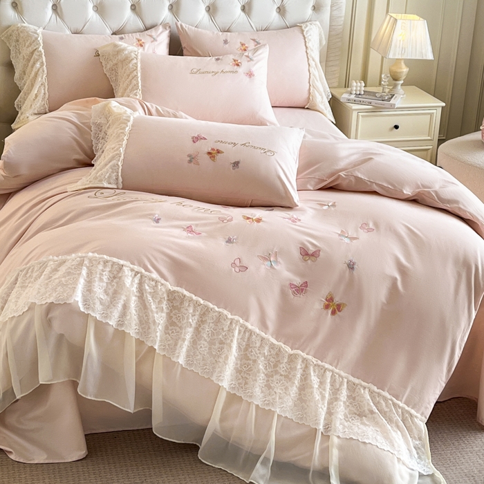 91家纺网 家纺一手货源 找家纺 索飞特家纺 2025新款全棉蕾丝双层边刺绣四件套（蝶雅） 蝶雅-粉