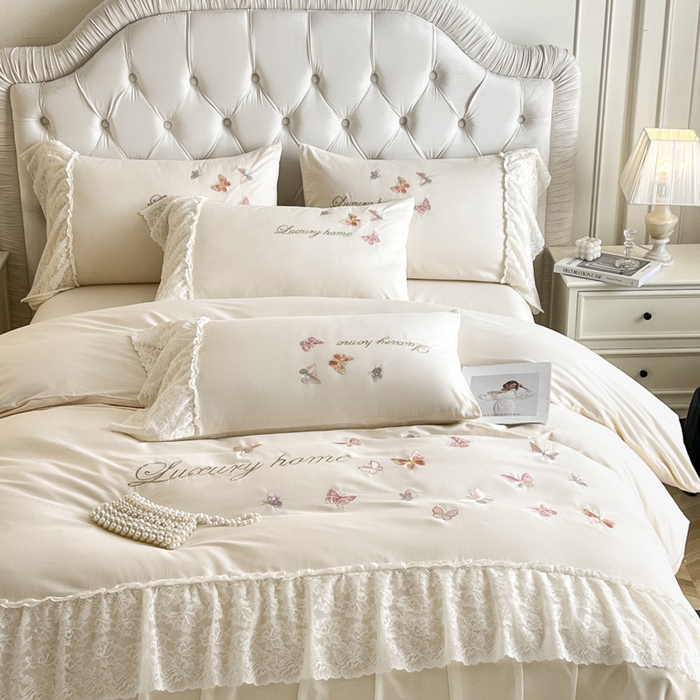 91家纺网 家纺一手货源 找家纺 索飞特家纺 2025新款全棉蕾丝双层边刺绣四件套（蝶雅） 蝶雅-白