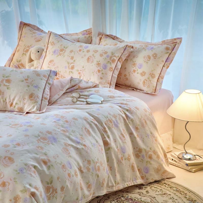 91家纺网 家纺一手货源 找家纺 铭博家纺 新款直播爆款网红全棉四件套13070印花吊边一字绣纯棉被套工艺款 浮云花浔