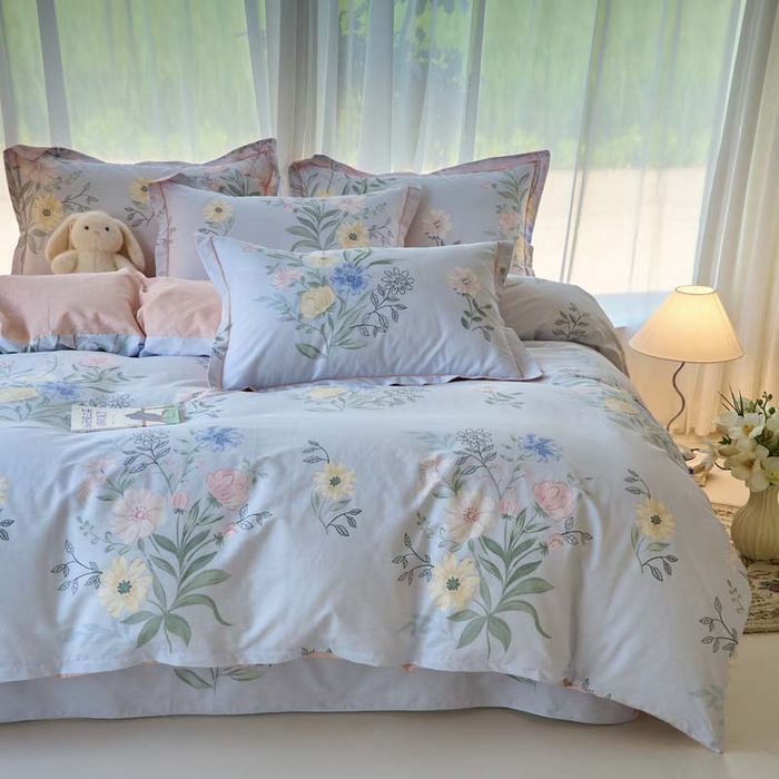 91家纺网 家纺一手货源 找家纺 铭博家纺 新款直播爆款网红全棉四件套13070印花吊边一字绣纯棉被套工艺款 花语呢喃