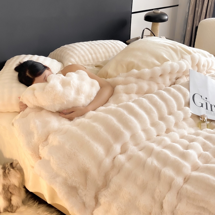 91家纺网 家纺一手货源 找家纺 （总）品乐家纺 2025新款300g泡泡兔绒四件套