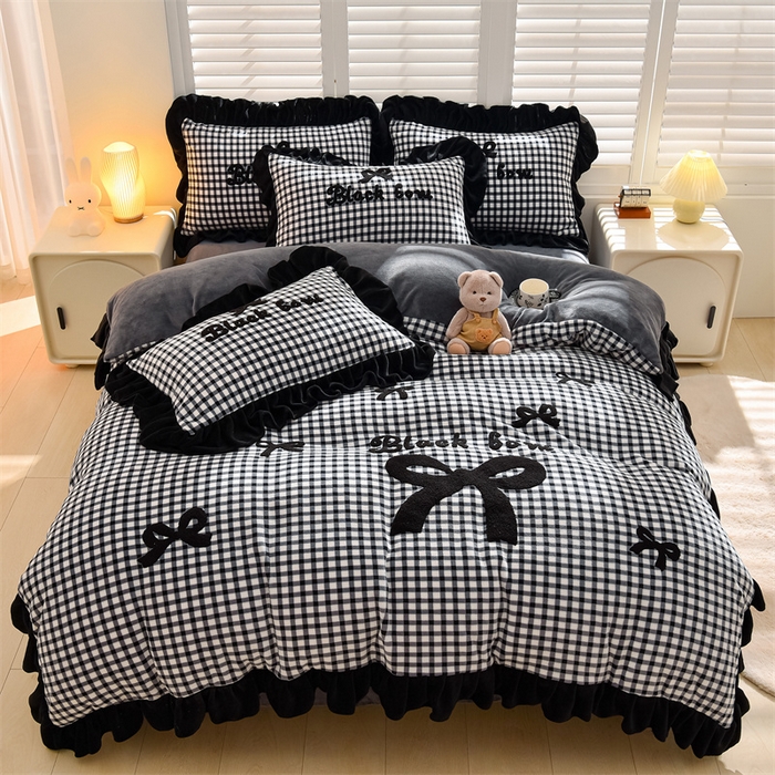 91家纺网 家纺一手货源 找家纺 （总）炫拼家纺 2025新款法式蝴蝶结毛巾绣韩版加厚小格子花边牛奶绒四件套