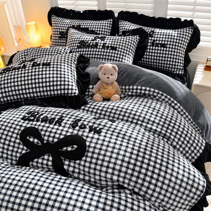 91家纺网 家纺一手货源 找家纺 （总）炫拼家纺 2025新款法式蝴蝶结毛巾绣韩版加厚小格子花边牛奶绒四件套