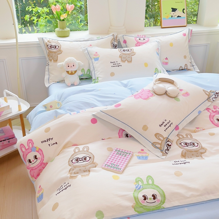 91家纺网 家纺一手货源 找家纺 铭博家纺 2025新款直播热款全棉吊边一字绣工艺款13070印花全棉单床单 彩萌布布