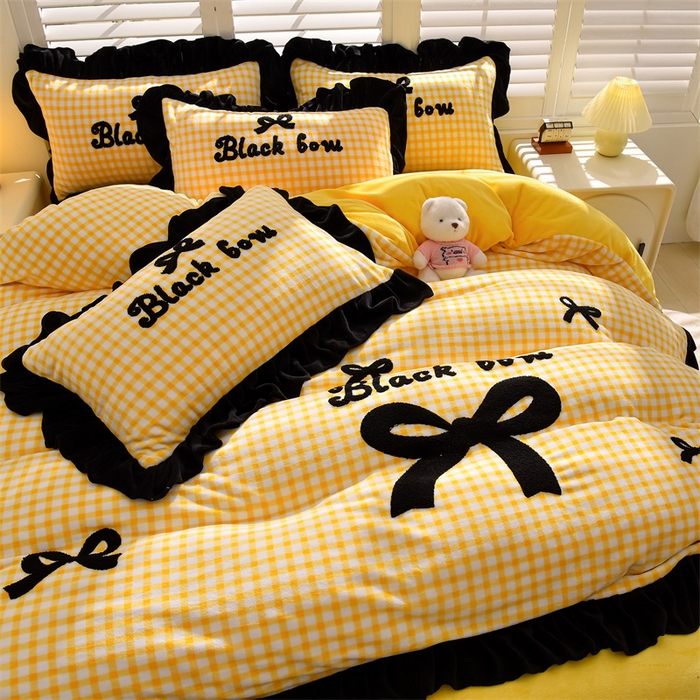 91家纺网 家纺一手货源 找家纺 炫拼家纺 2025新款法式蝴蝶结毛巾绣韩版加厚小格子花边牛奶绒四件套 法式蝴蝶结-黄