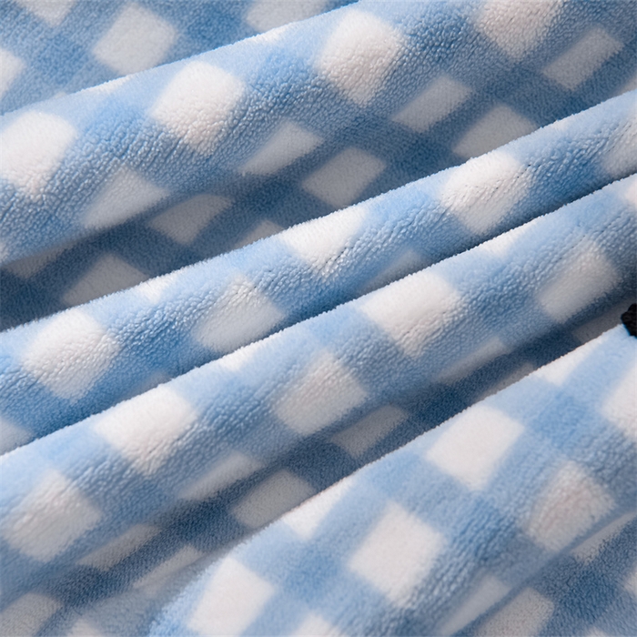 91家纺网 家纺一手货源 找家纺 炫拼家纺 2025新款法式蝴蝶结毛巾绣韩版加厚小格子花边牛奶绒四件套 法式蝴蝶结-蓝