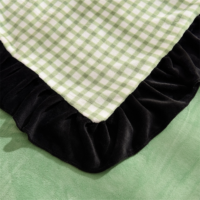 91家纺网 家纺一手货源 找家纺 炫拼家纺 2025新款法式蝴蝶结毛巾绣韩版加厚小格子花边牛奶绒四件套 法式蝴蝶结-绿