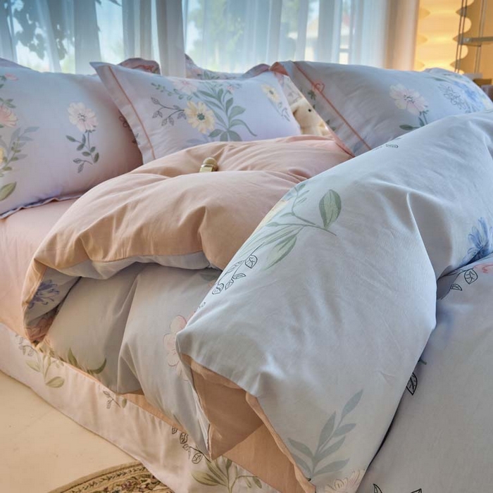 91家纺网 家纺一手货源 找家纺 铭博家纺 2025新款直播热款全棉吊边一字绣工艺款13070印花全棉单床单 花语呢喃