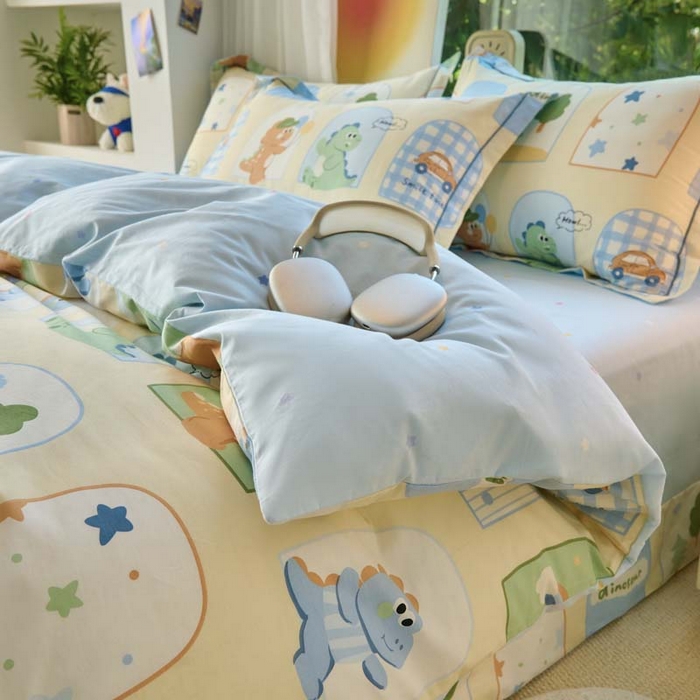 91家纺网 家纺一手货源 找家纺 铭博家纺 2025新款直播热款全棉吊边一字绣工艺款13070印花全棉单床单 童龙记