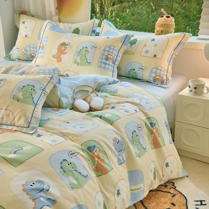 91家纺网 家纺一手货源 找家纺 铭博家纺 2025新款直播热款全棉吊边一字绣工艺款13070印花全棉单床单 童龙记