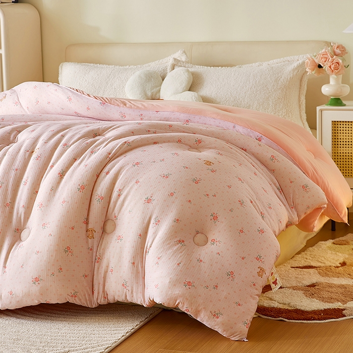 91家纺网 家纺一手货源 找家纺 梦恬佳 2025新款软糯牛奶丝小提花针织棉冬被春秋被被子被芯 呆萌兔