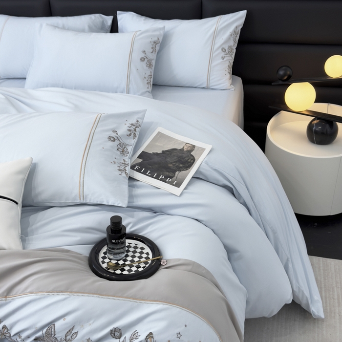 91家纺网 家纺一手货源 找家纺 苏美 2025新款加厚全棉绣花四件套-铃兰 铃兰-天空蓝