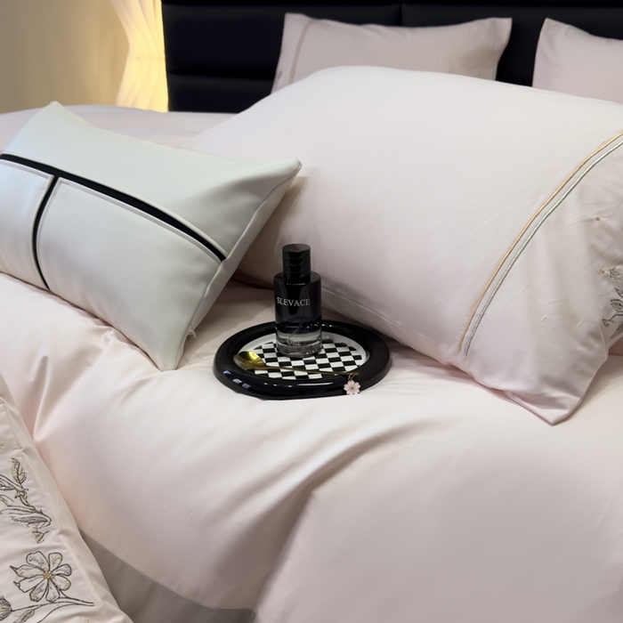 91家纺网 家纺一手货源 找家纺 苏美 2025新款加厚全棉绣花四件套-铃兰 铃兰-温柔粉