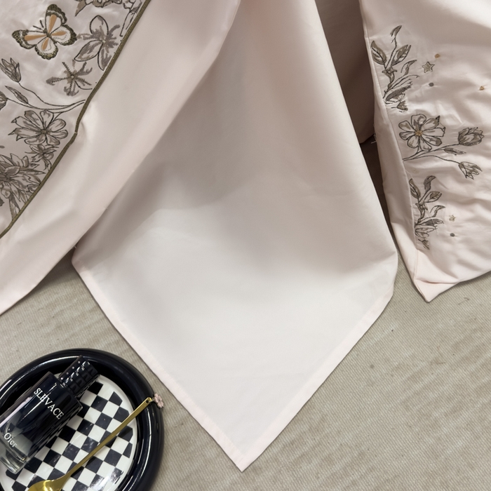 91家纺网 家纺一手货源 找家纺 苏美 2025新款加厚全棉绣花四件套-铃兰 铃兰-温柔粉